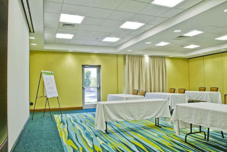 Springhill By Marriott Charlotte 3*