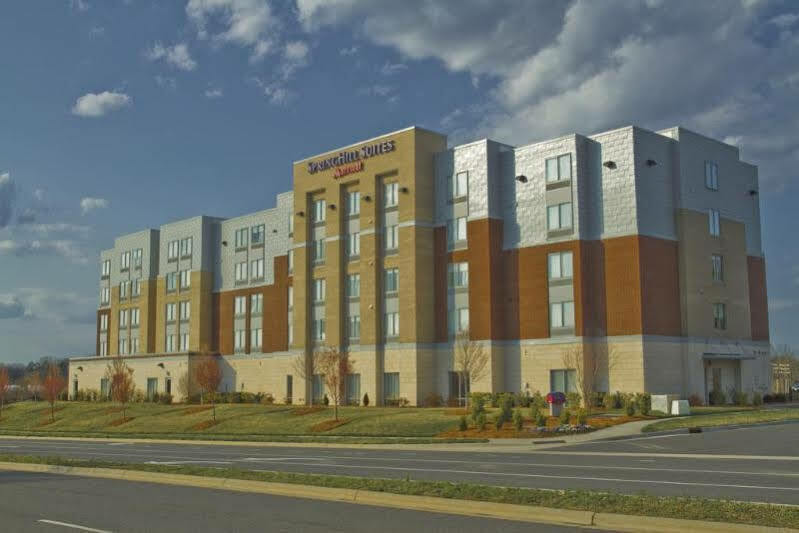 Springhill By Marriott Charlotte Hotel 3*